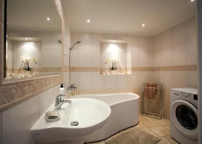 Miodowa Near By The - Orlowo